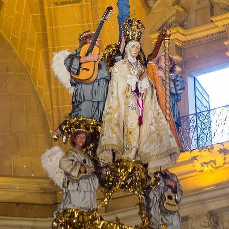 شقة Piso Centro Elche Junto Basilica المظهر الخارجي الصورة